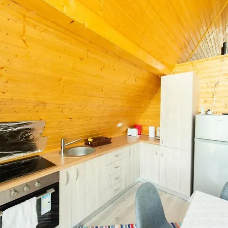 Lu' Ilie Chalet Sinca Noua